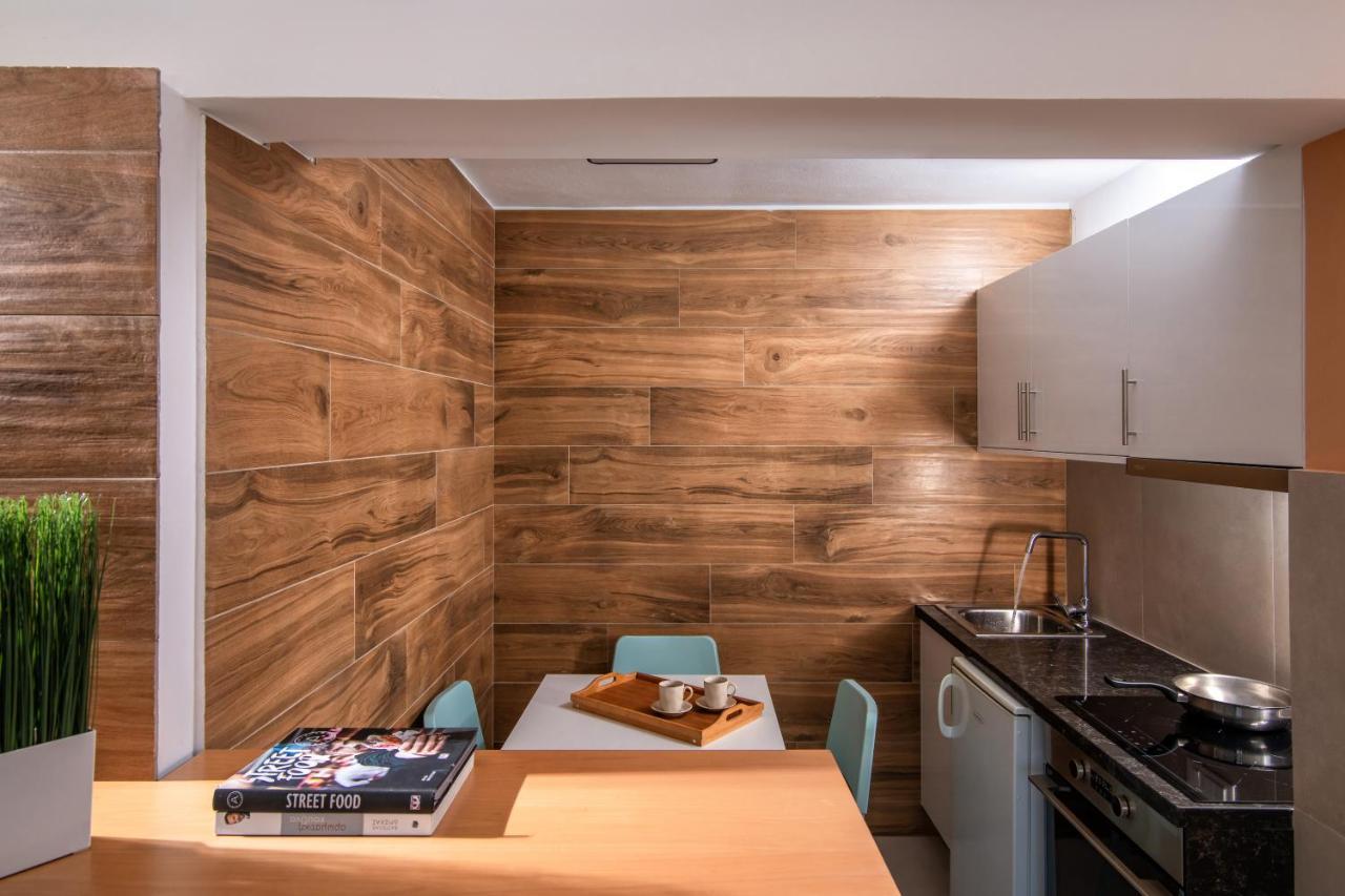 Ariadni Suites Karteros Ngoại thất bức ảnh